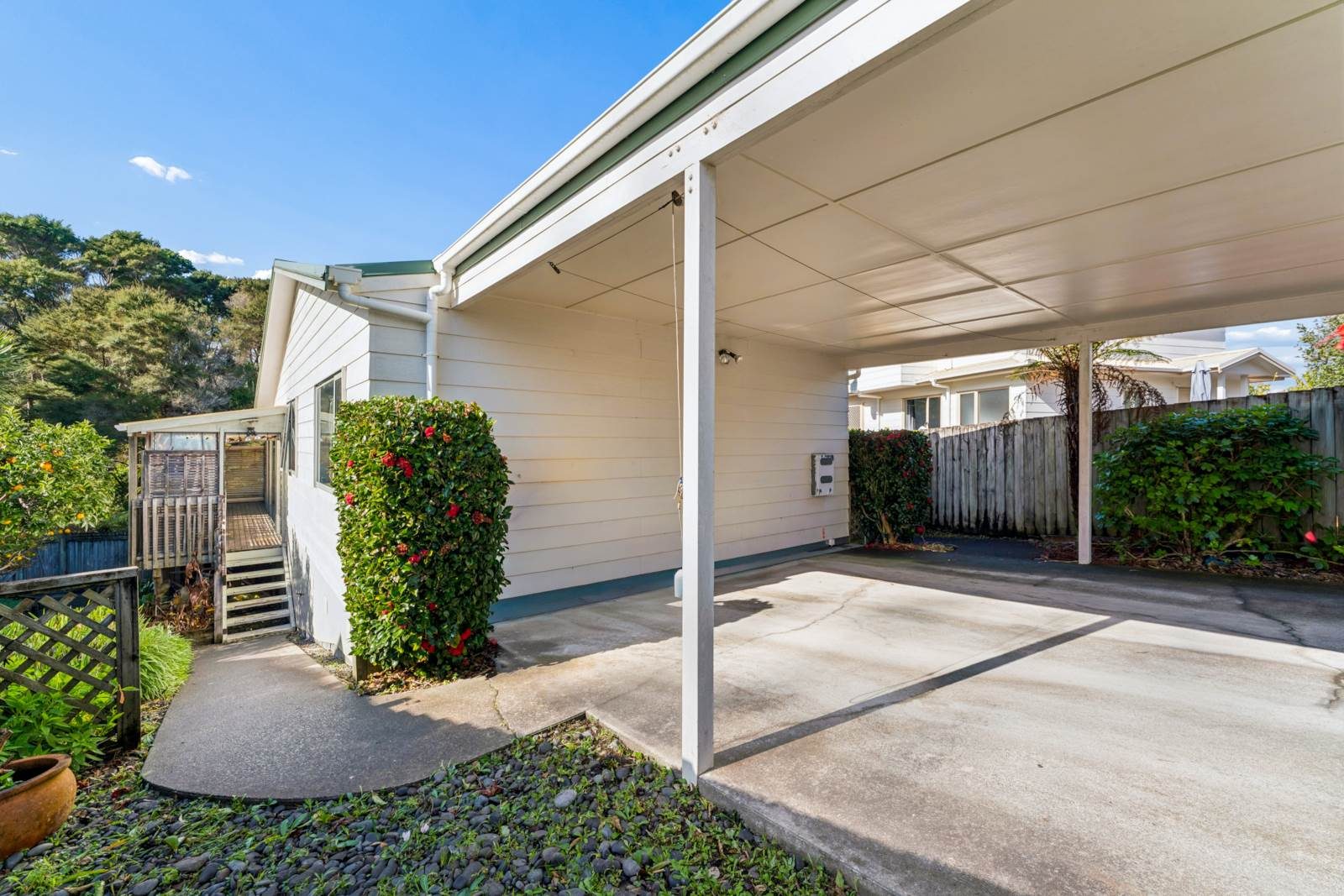 Perfect First Home or Smart Investment — slide 2