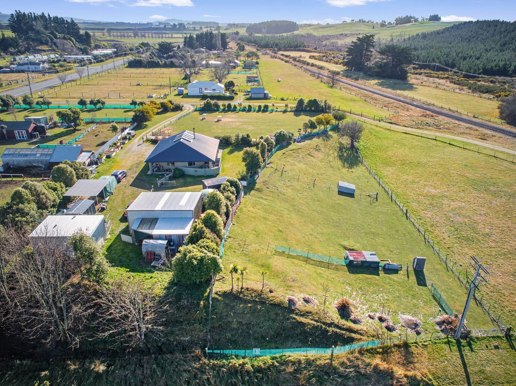 Wide Horizons - The Perfect Home & Land — slide 39