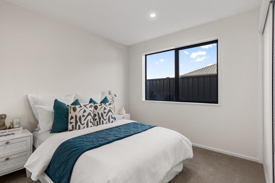 3 Bed. 2 Bath. Double Garage. Exceptional Location — slide 11