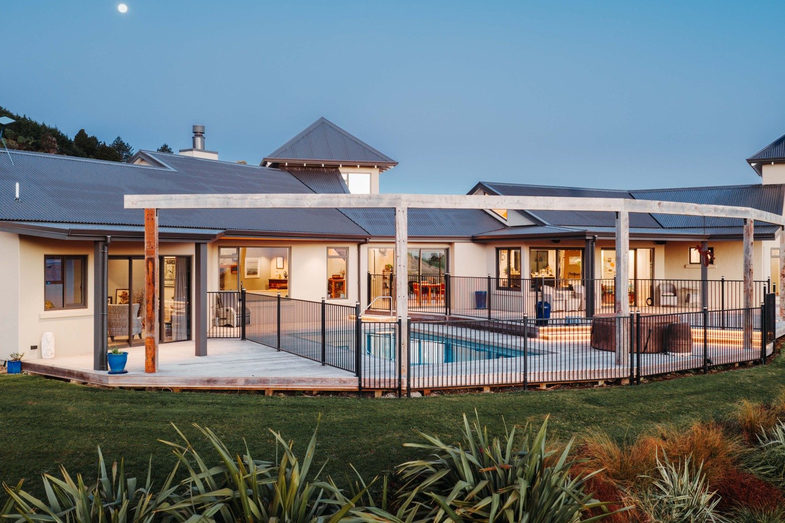 A landmark lifestyle estate in prestigious Maunu — slide 23