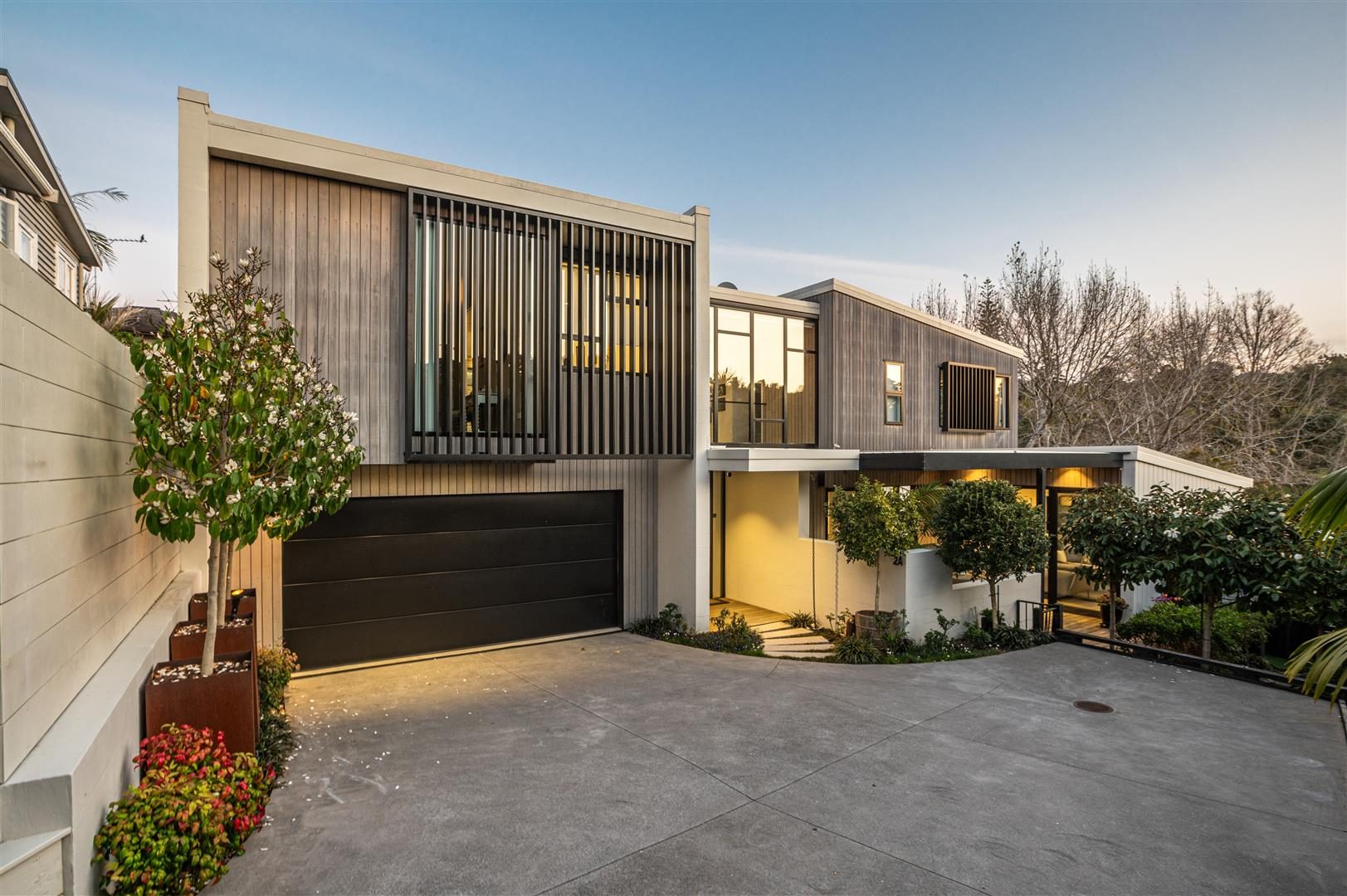 Contemporary Living, Exceptional Privacy — slide 2