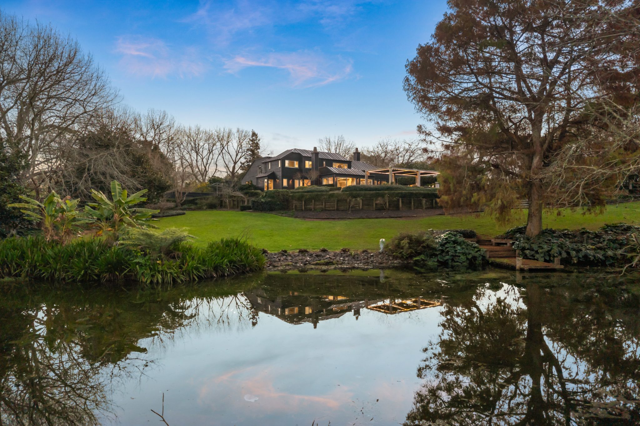 A Truly Exceptional Lifestyle Estate — slide 2