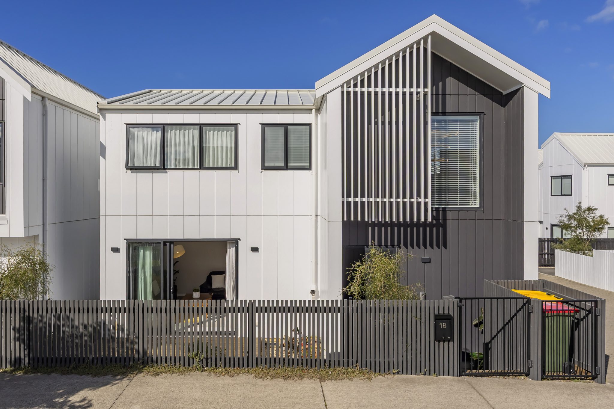 Freestanding Modern Home with Granny Flat — slide 1