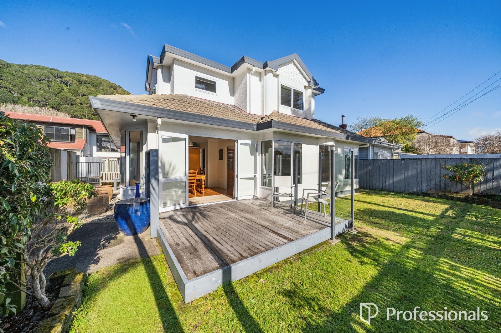Eastbourne Estate Sale - Opportunity Awaits — slide 2