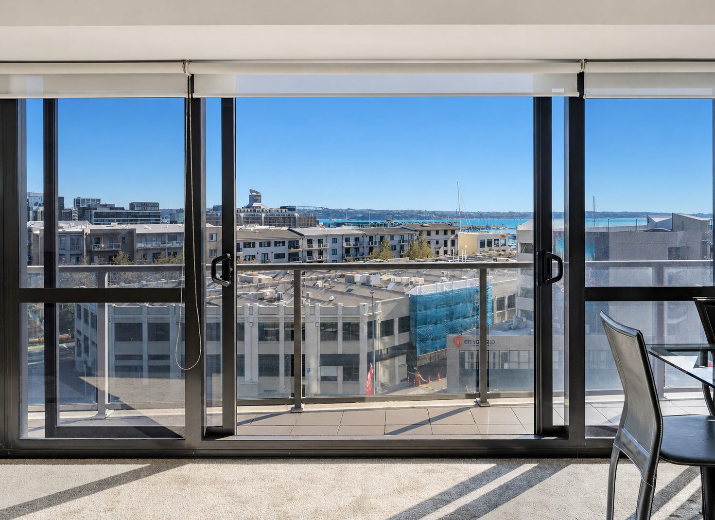 Furnished Corner Residence with Harbour Views — slide 2
