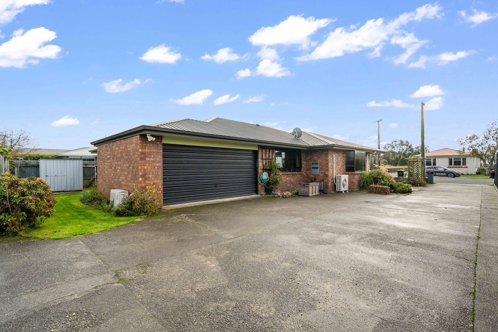 The Perfect Combination - Waikiwi Residence! — slide 2