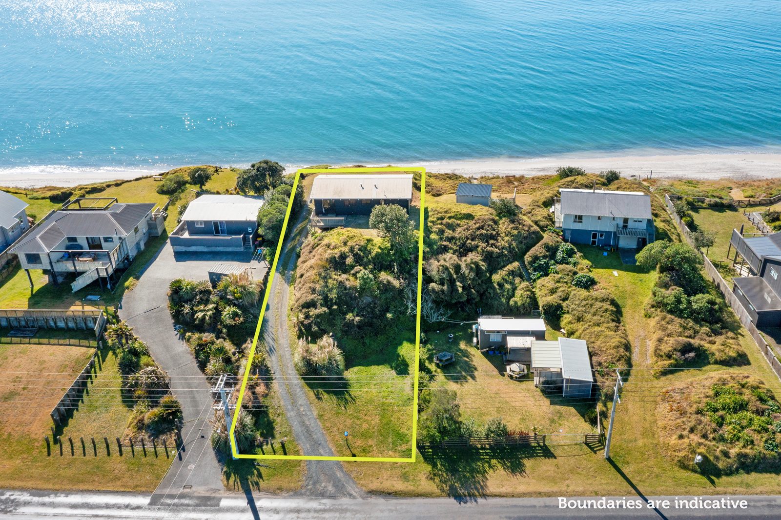 KIWI SUMMERS AT THE BEACH — slide 34