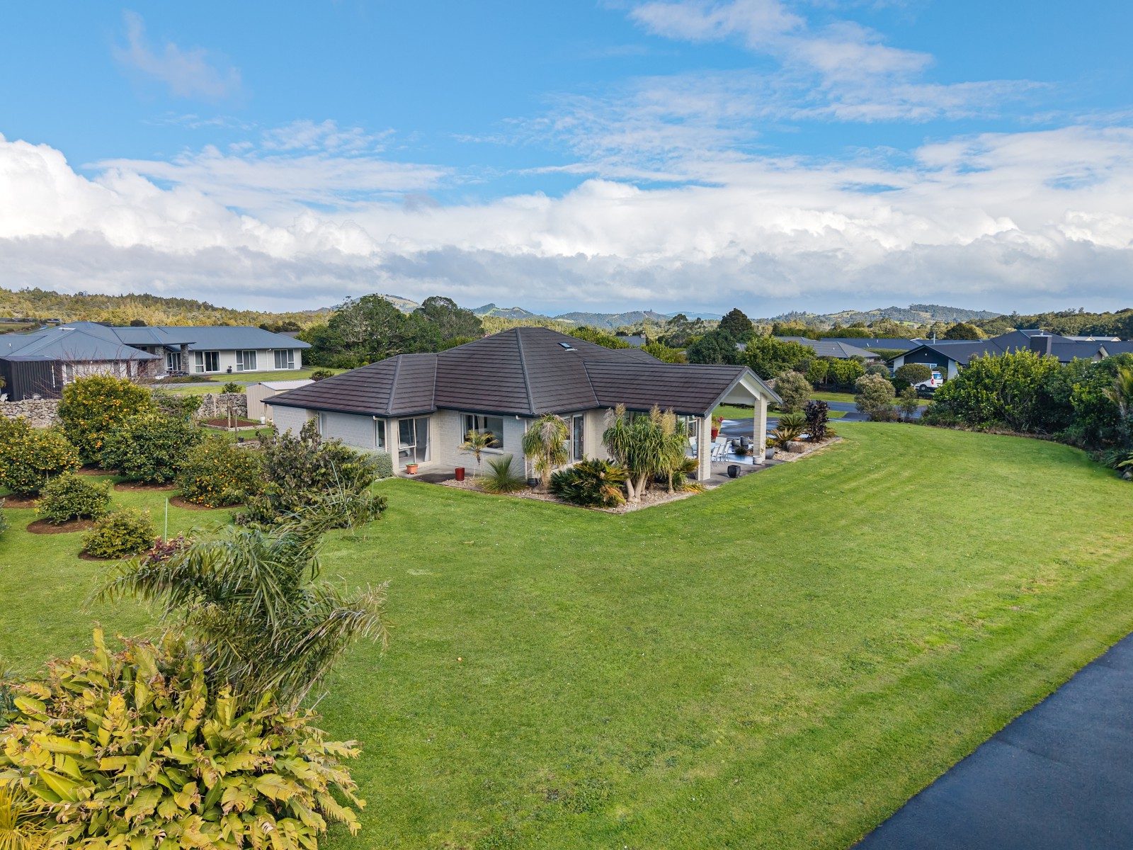 Your Karanui lifestyle awaits — slide 2