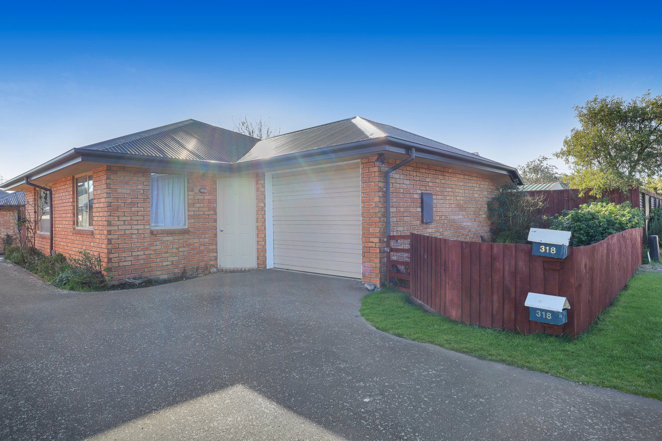 Stand Alone, Over 60s Unit - With Double glazing! — slide 11