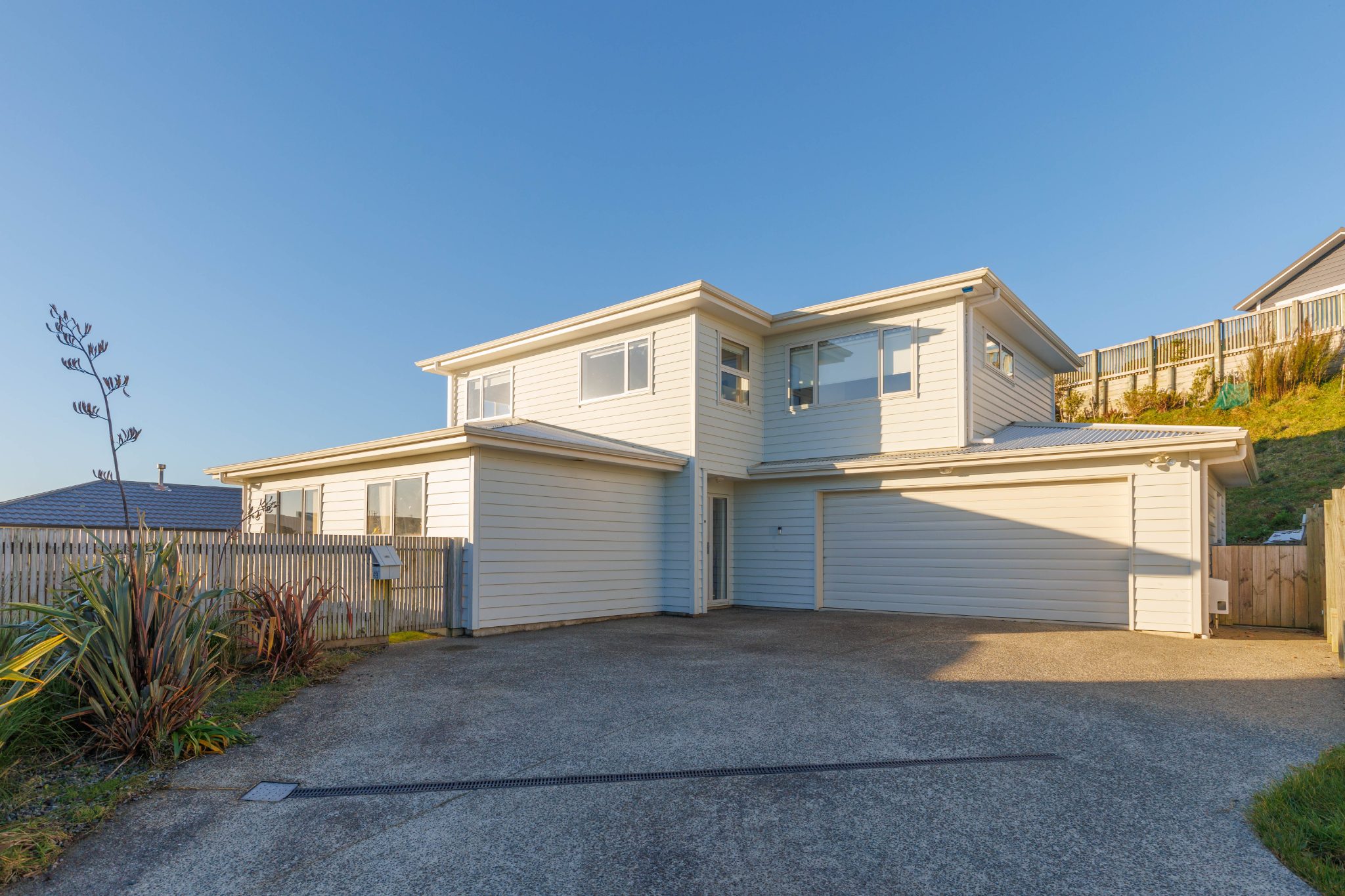 Sun, Views & Space - 69 Grenada Drive — slide 1