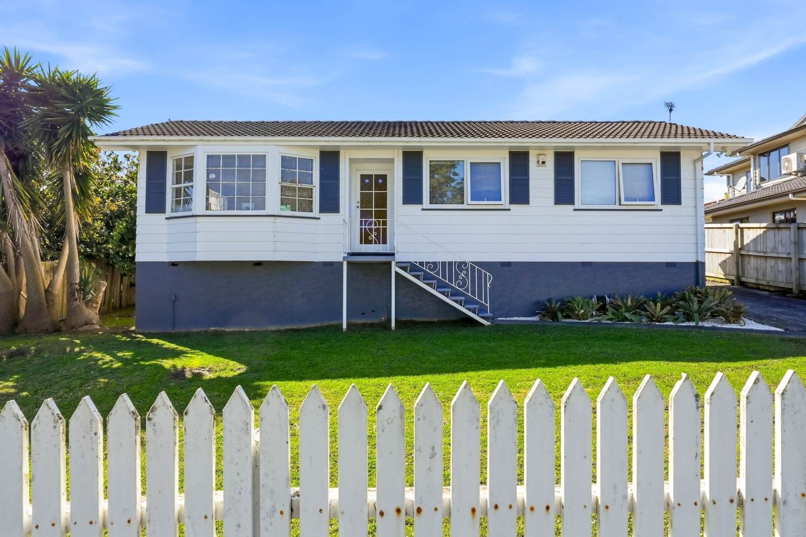 Smart Start- First Home or Investment — slide 1