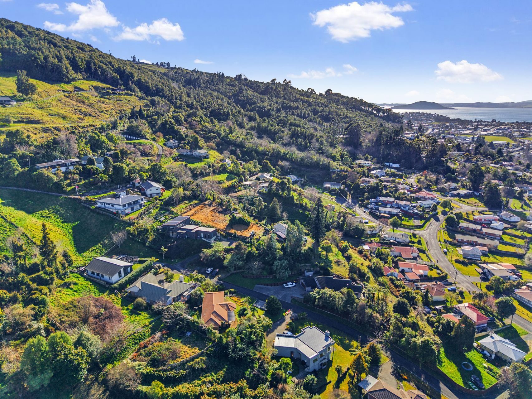 Tui Vista – Beautiful Views – Quality Home — slide 30