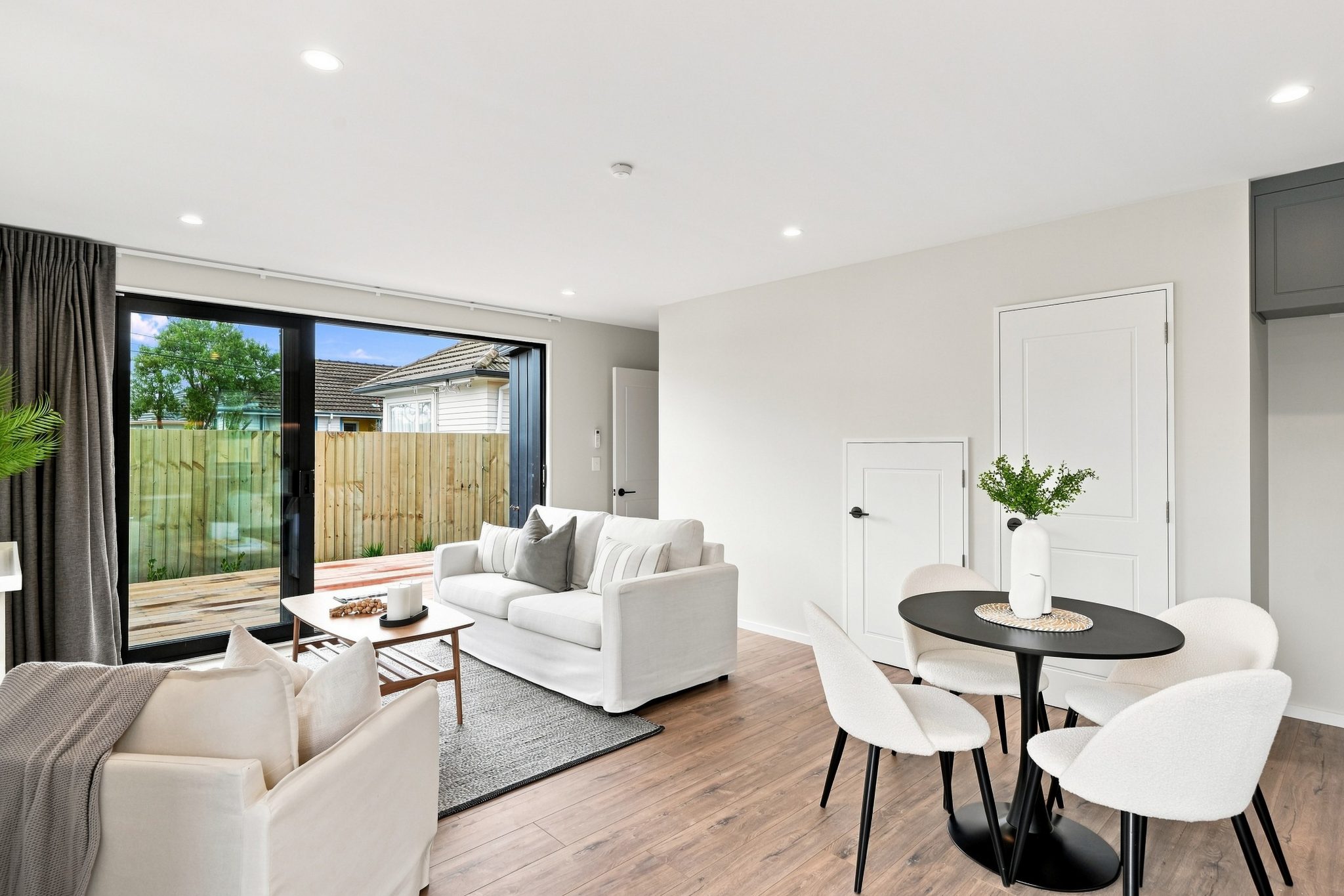 Freehold and Standalone + Garage! — slide 2