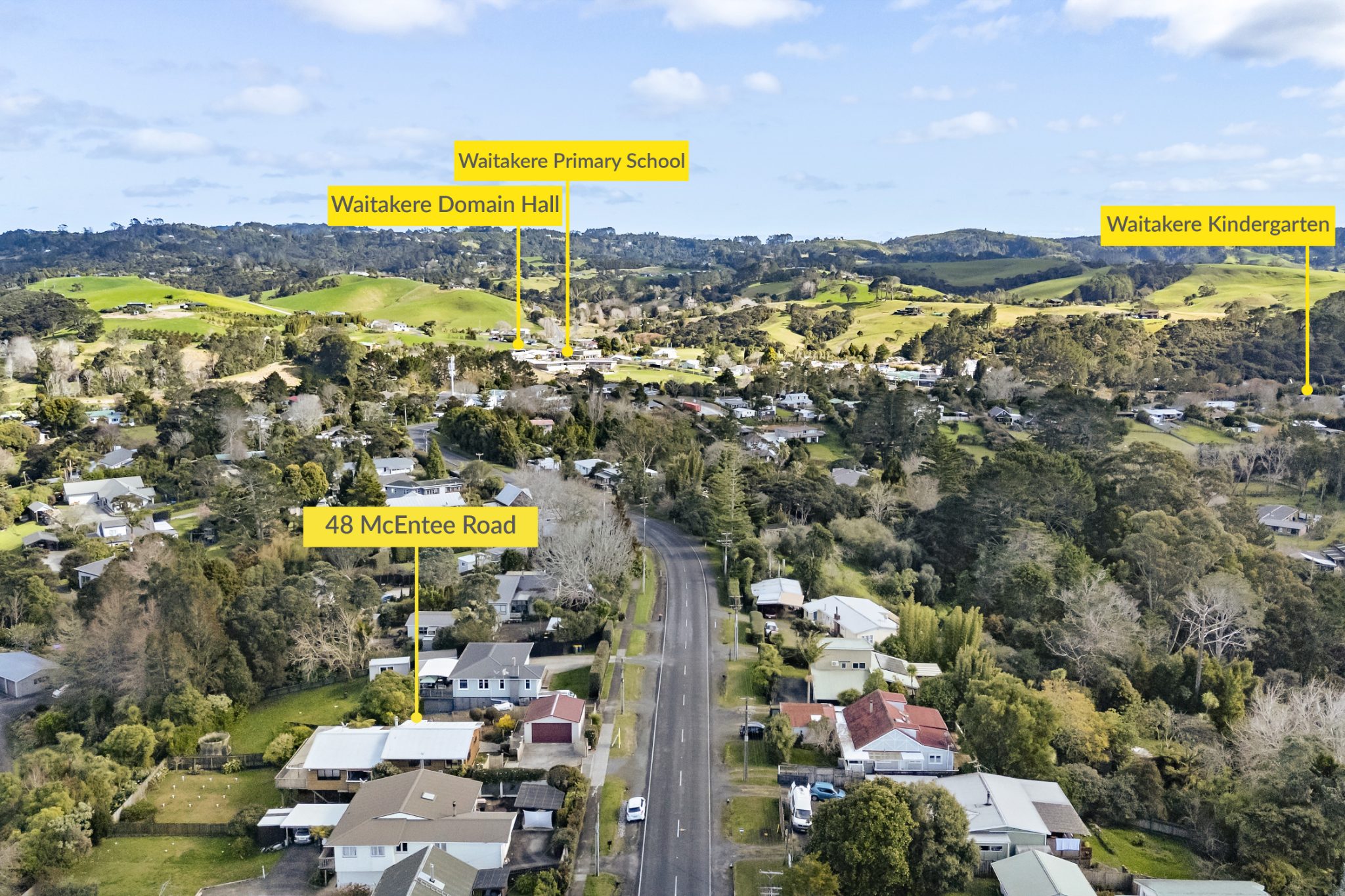 Family Home, Lifestyle Feel, Waitakere Township — slide 26