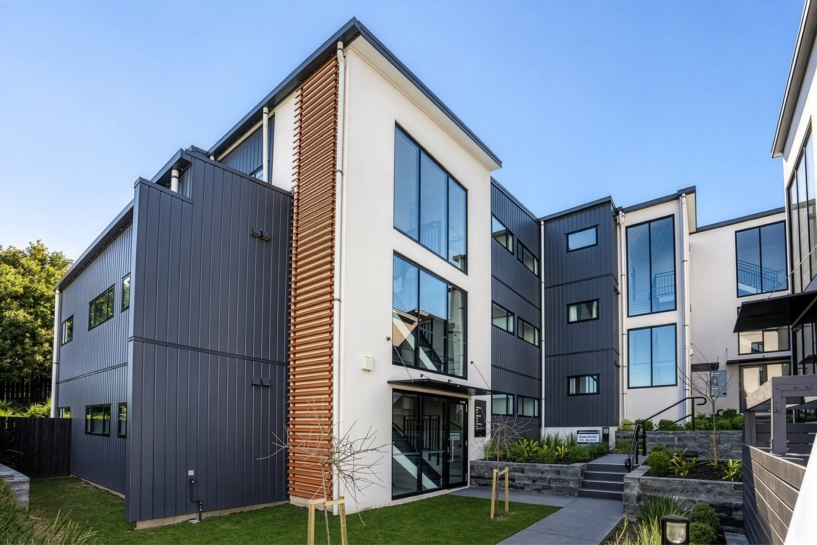 Receivership sale – Views of One Tree Hill — slide 19