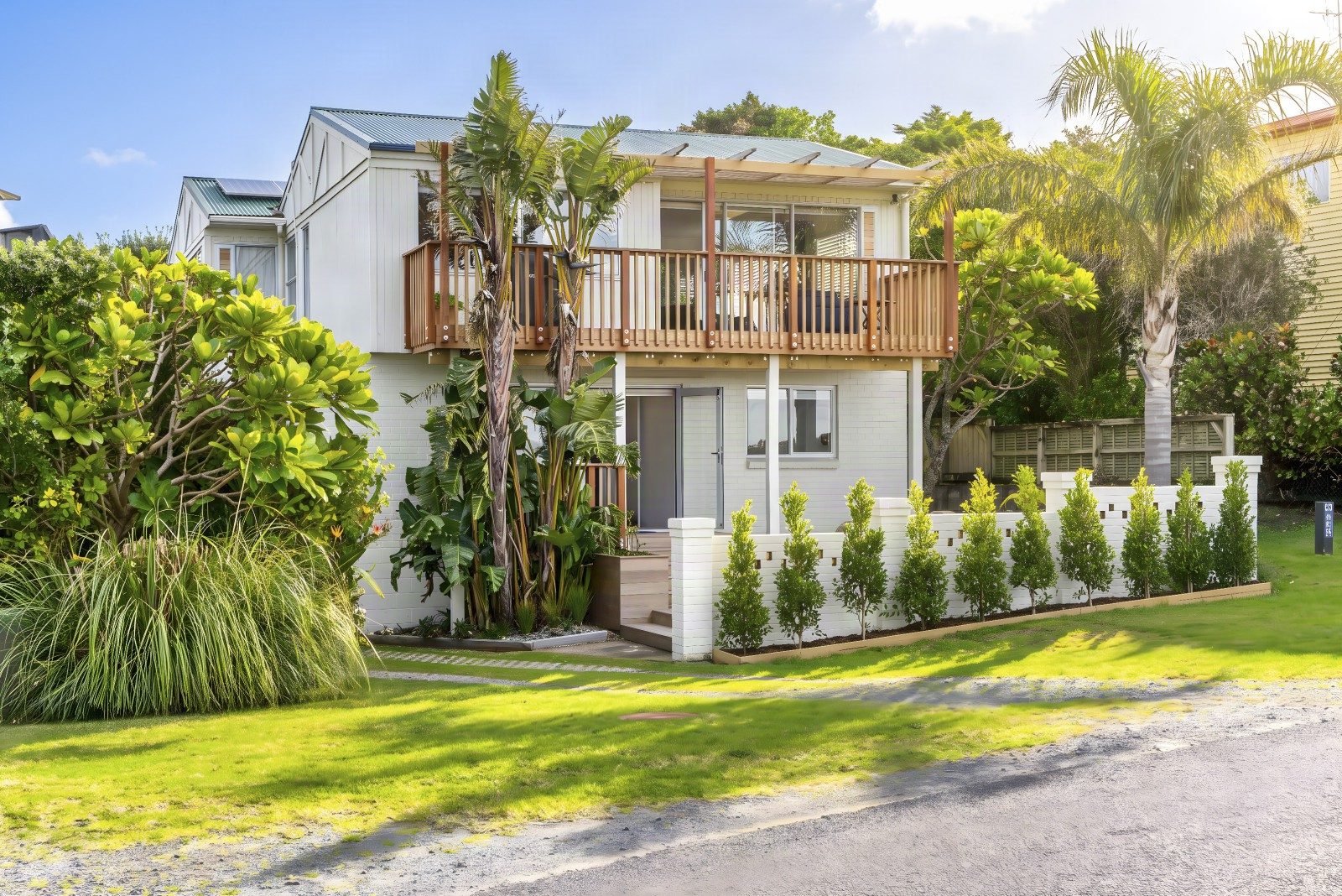 Sweeping sea views, surprising versatility — slide 2