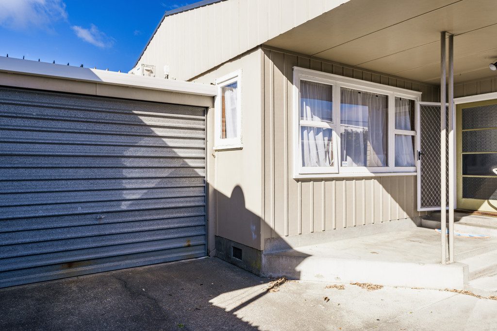 Healthy Homes Compliant. Low Maintenance! — slide 12