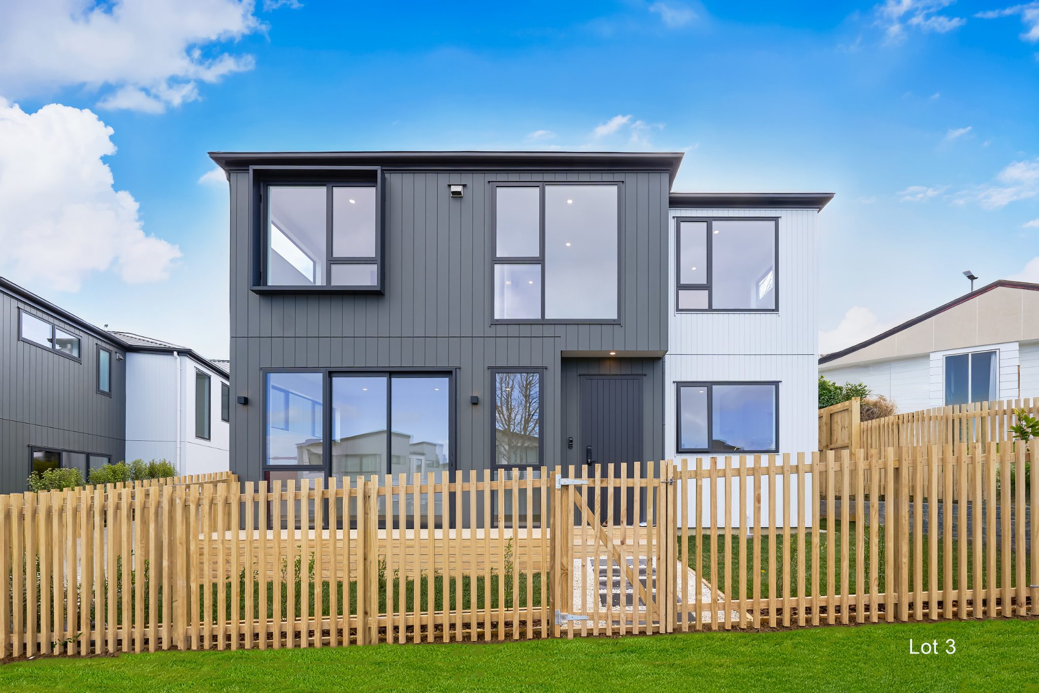 Brand New, Freestanding & Convenience Living — slide 2