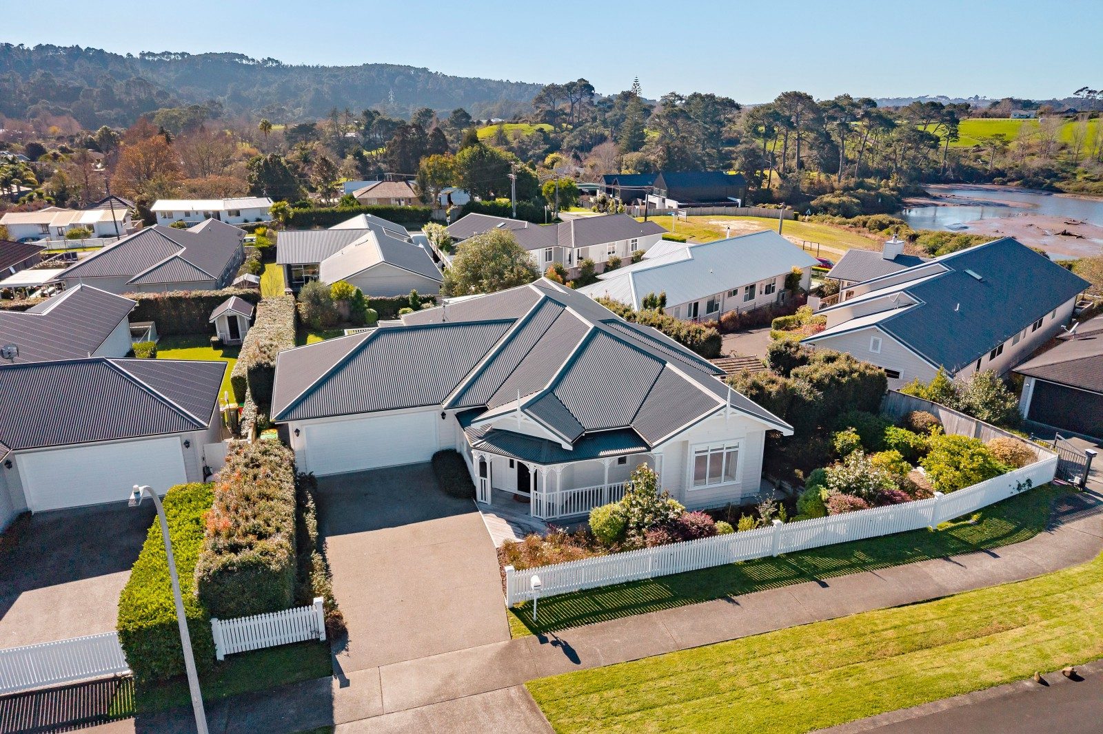 Serious Motivation, Exceptional home. — slide 23