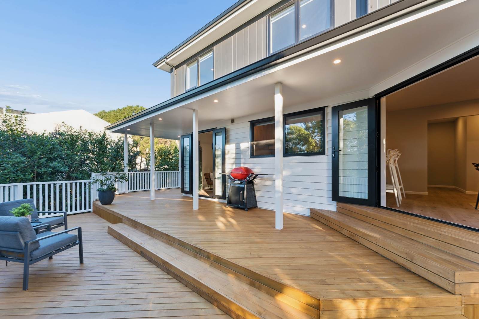 THE LOOK & FEEL OF NEW. 340m² of MODERN LIVING — slide 2