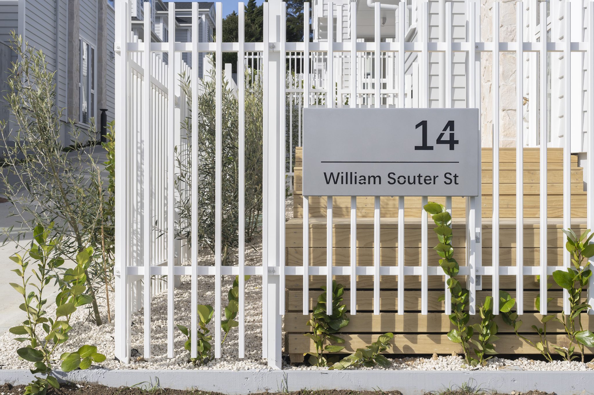 Hamptons Elegance, Double Westlake Zone — slide 37