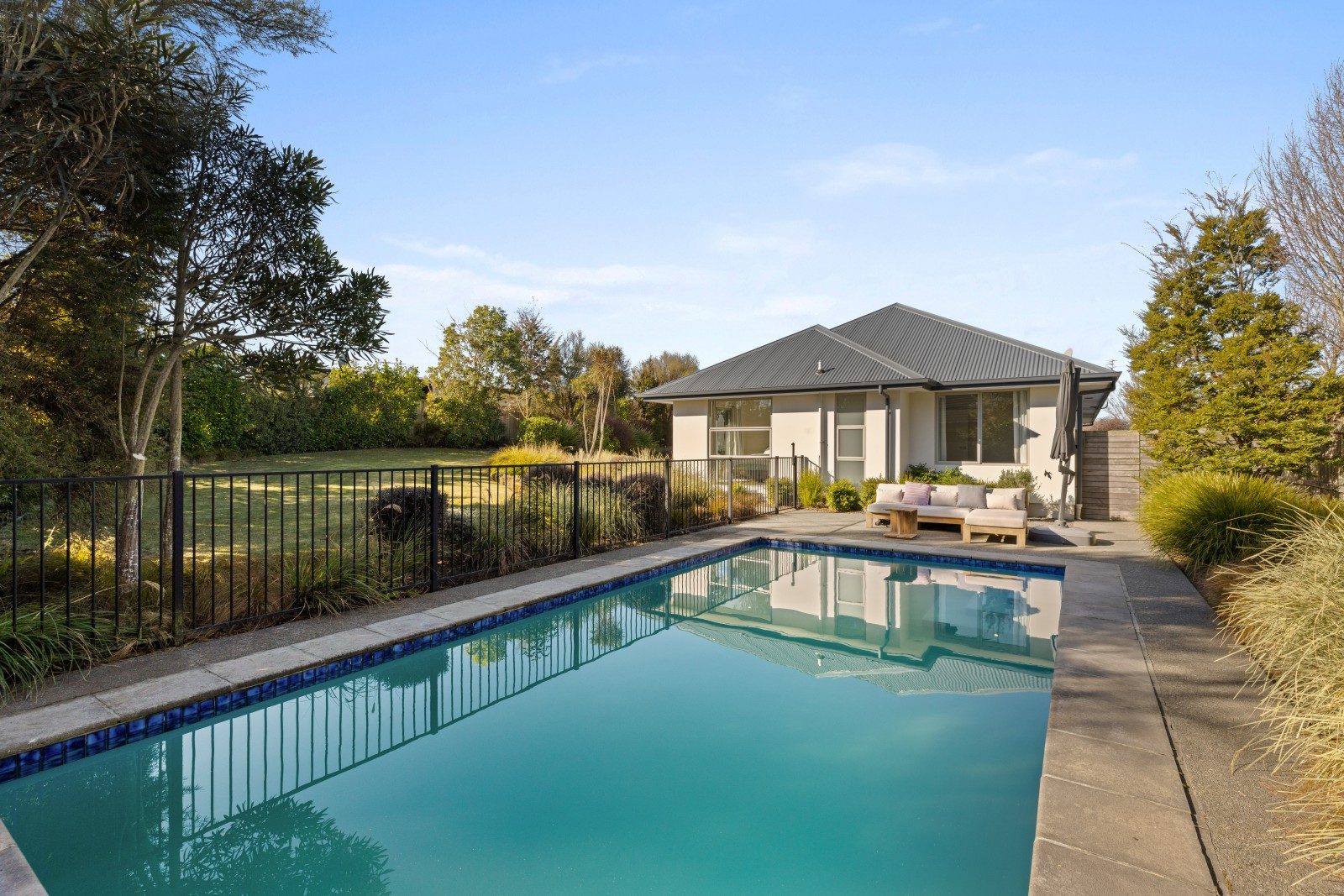 Private home haven in Preston Downs — slide 29