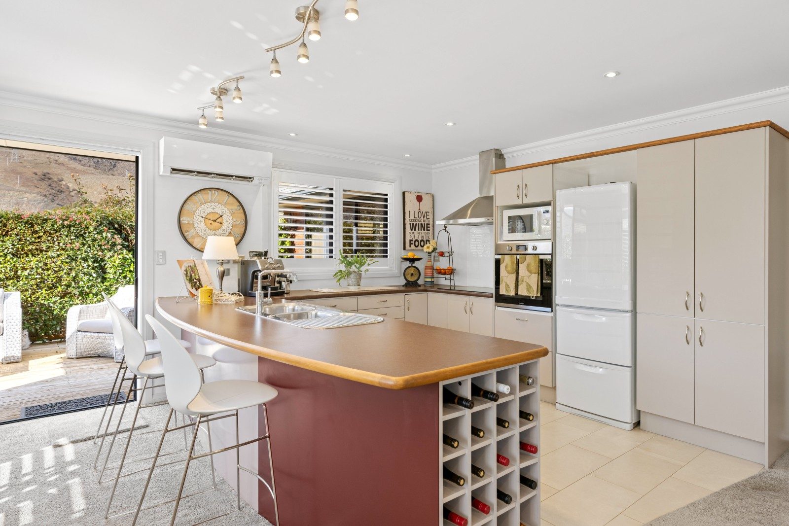 Private living in prestigious Robertson Court — slide 2