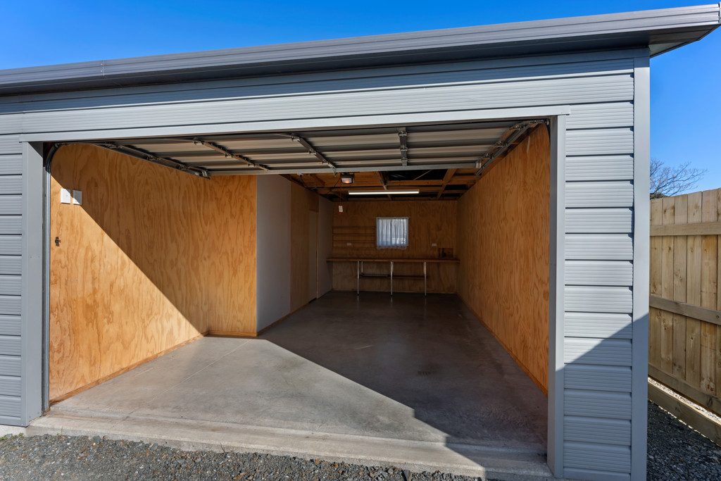 Prime Location @ Raumati Beach — slide 15