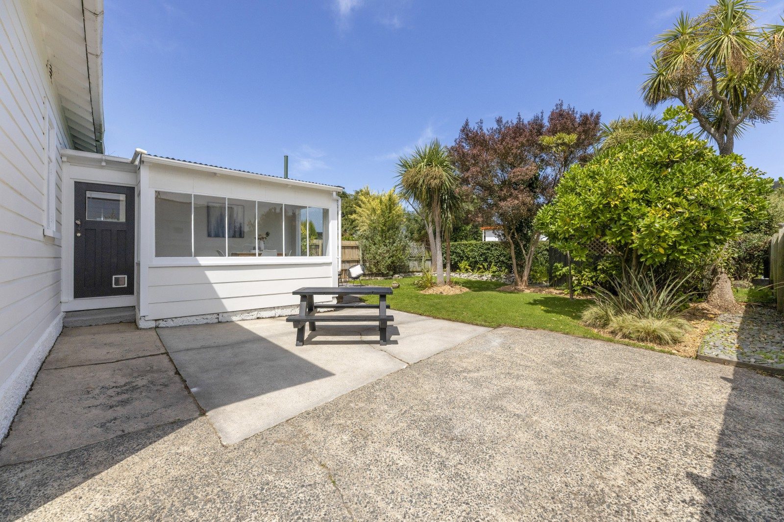 Character charm, coastal chic and family comfort — slide 26