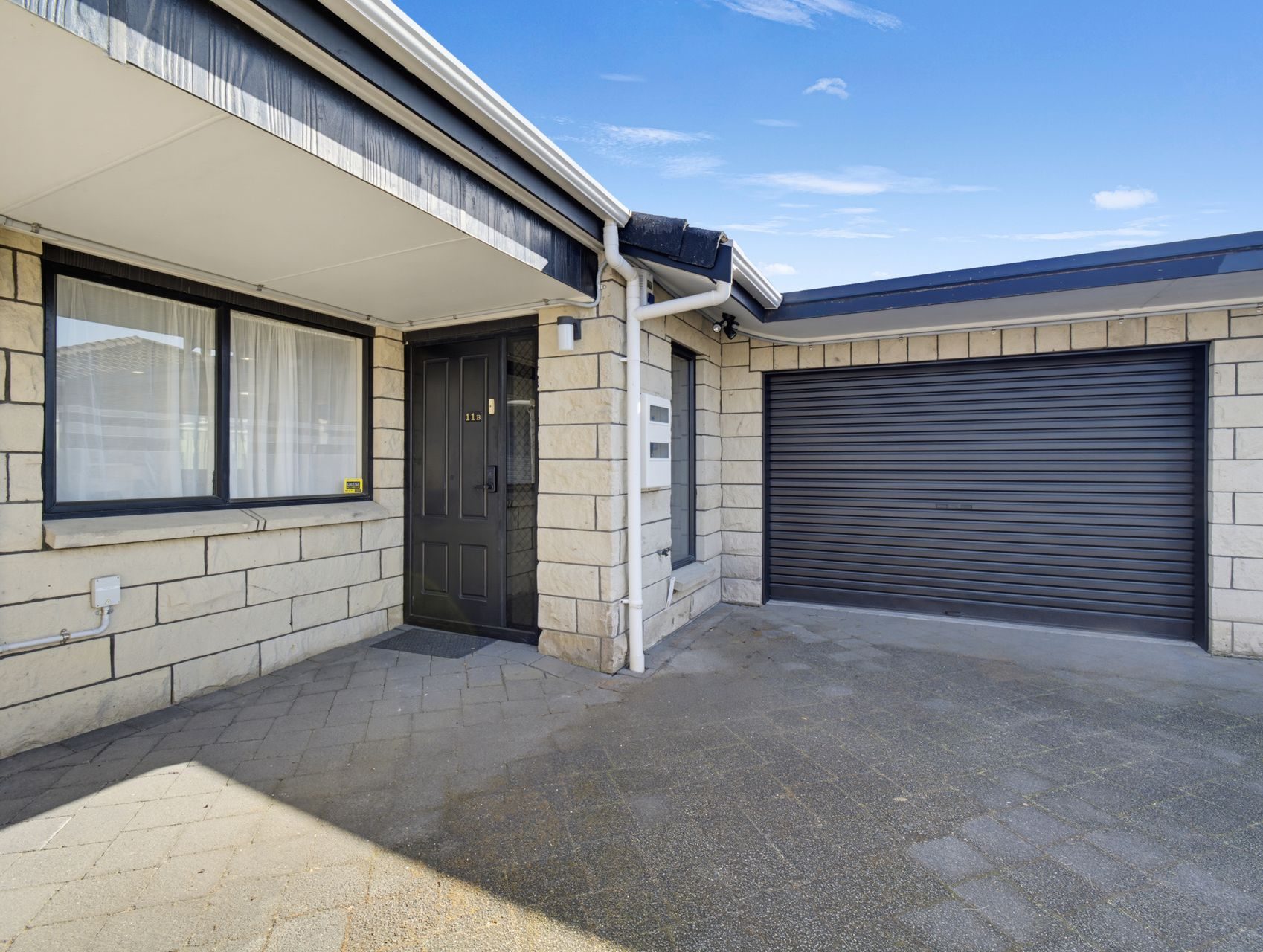 Easy-Care Townhouse, Walk to Town — slide 2