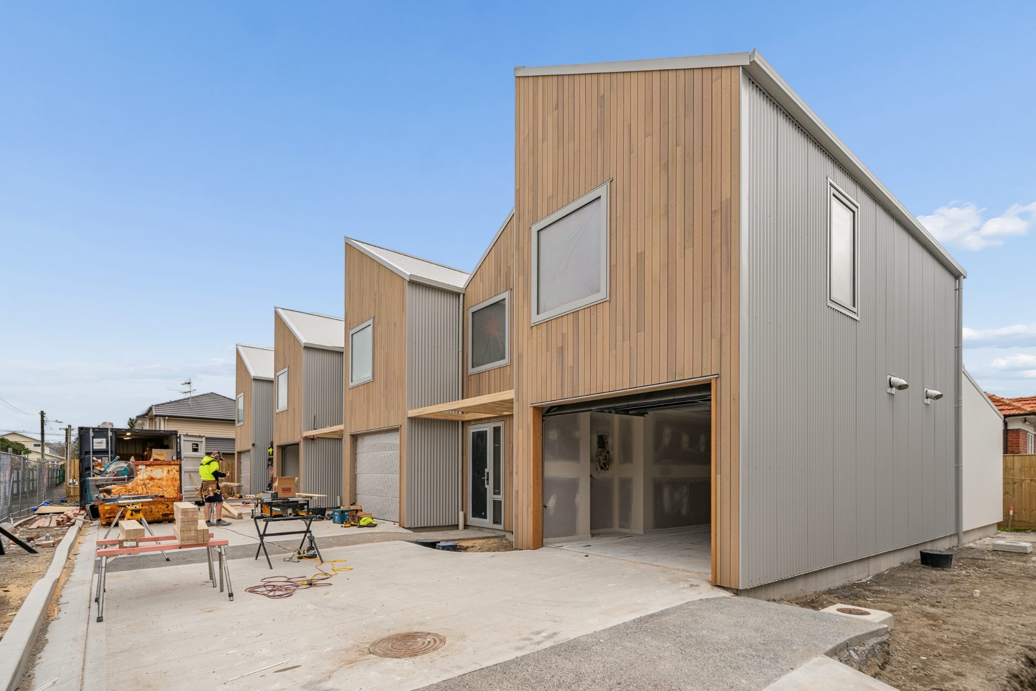 Garage, Ensuite and Storage — slide 1
