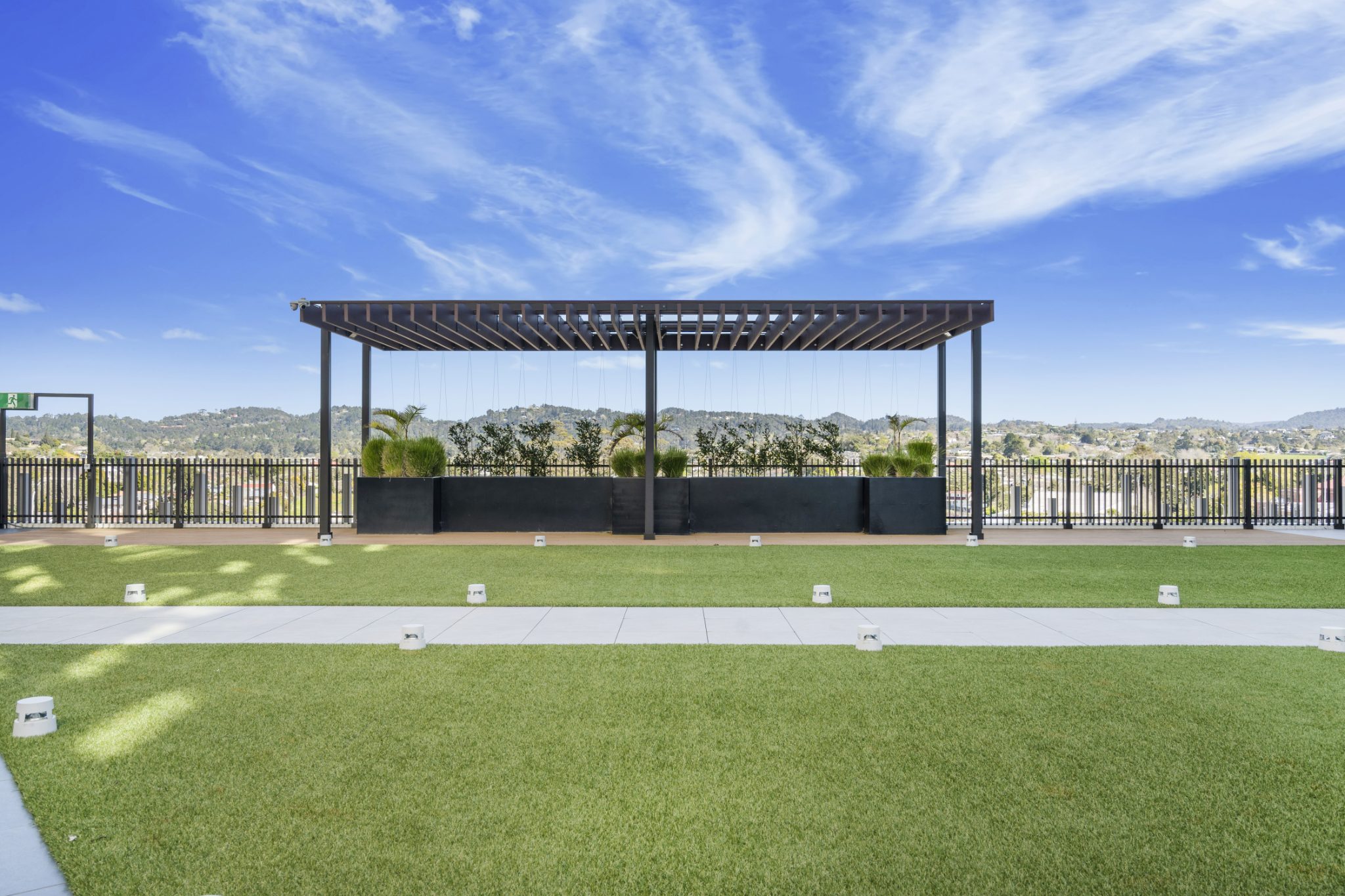 Sun-Drenched Urban Living Meets Nature's Doorstep — slide 19