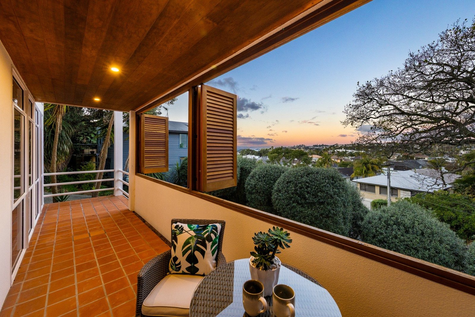 Family focused – exceptional location — slide 2