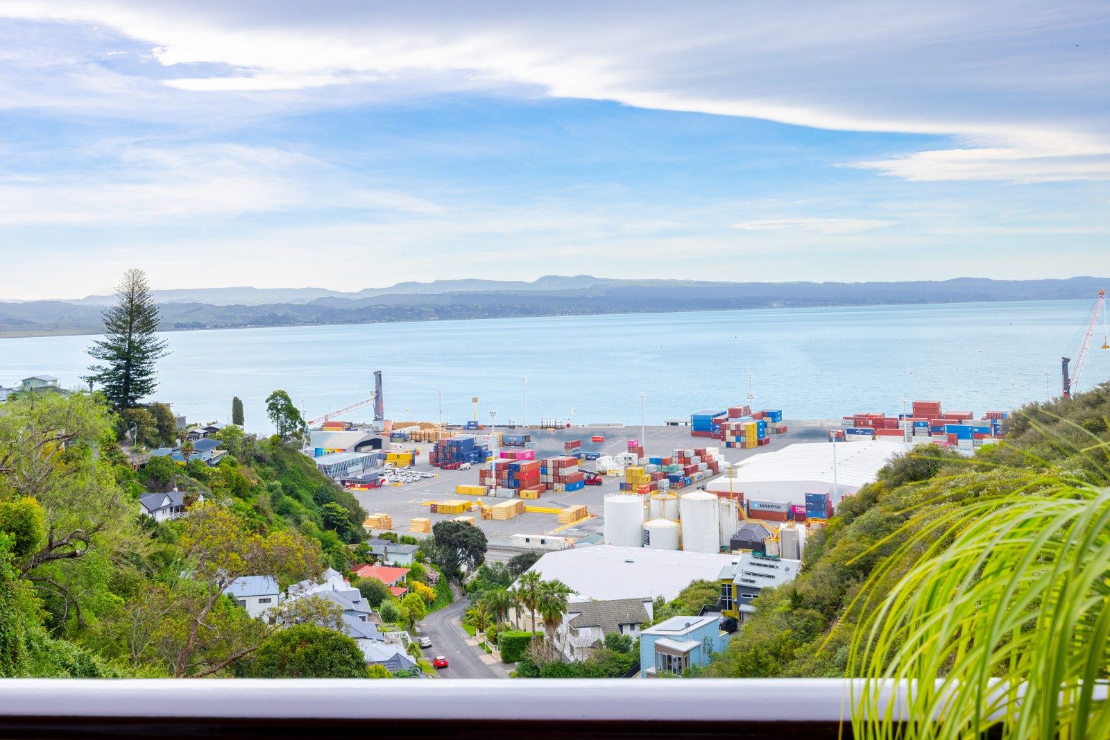 Great Sun, Sea Views And Huge Vendor Motivation — slide 26
