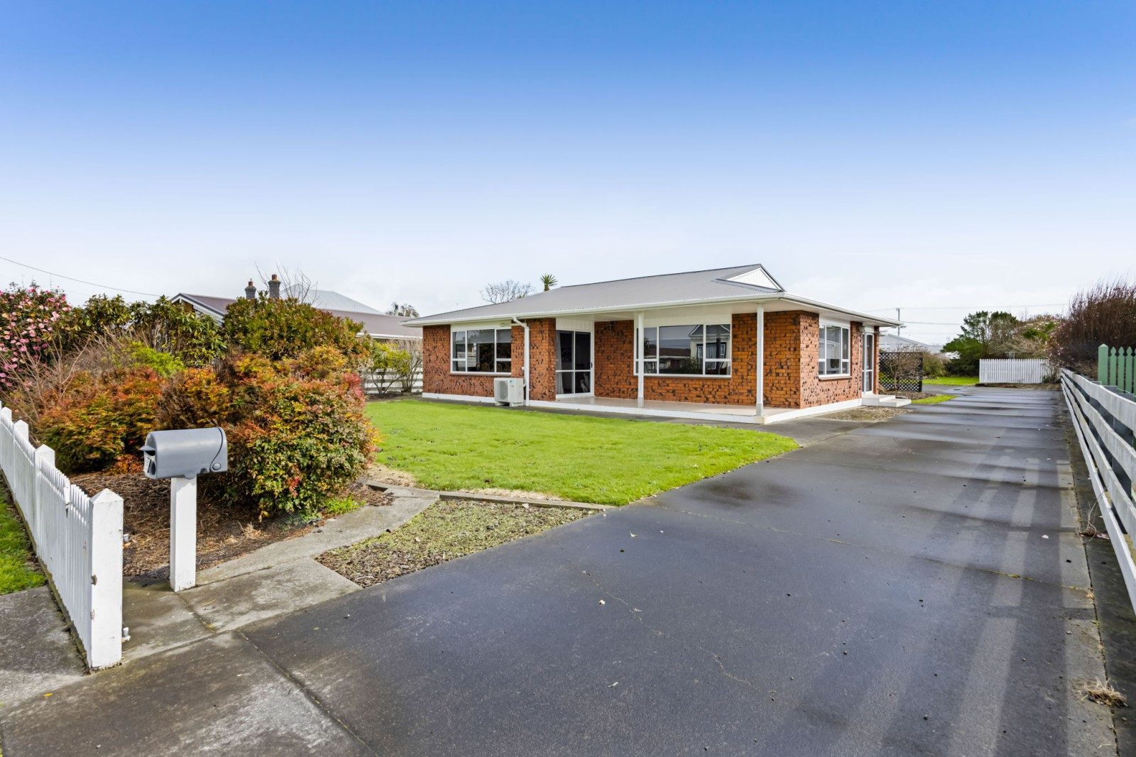 Right in the heart of Hawera — slide 2