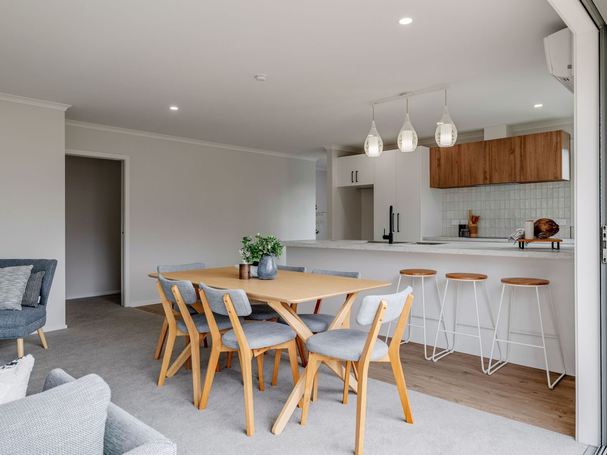 Modern luxury with minimal maintenance — slide 1