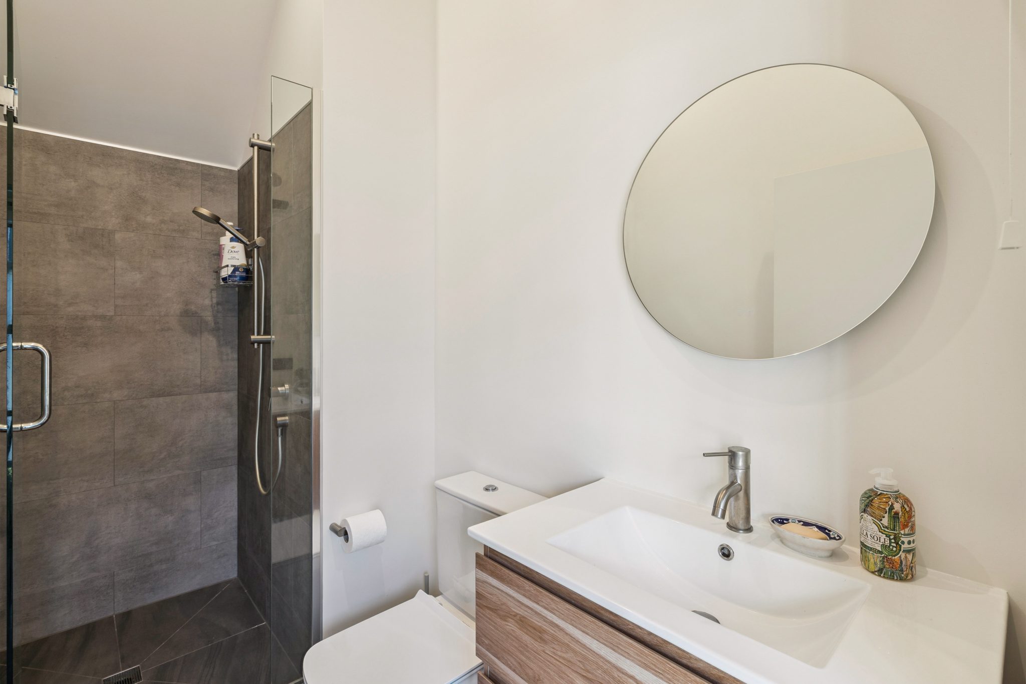 The Property Ladder Starts Here. Freehold Beauty! — slide 16