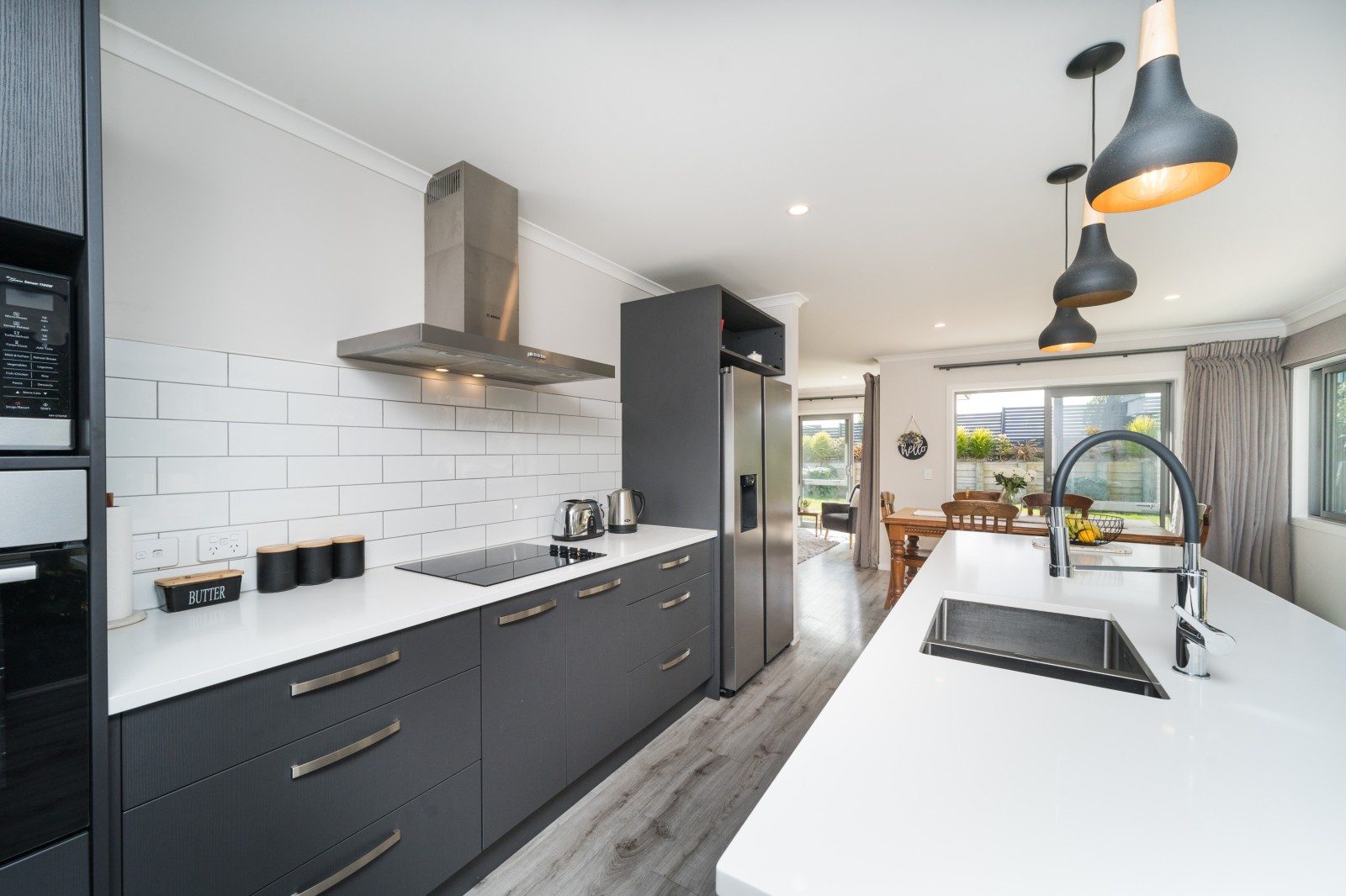 Easy family living in a great location — slide 2