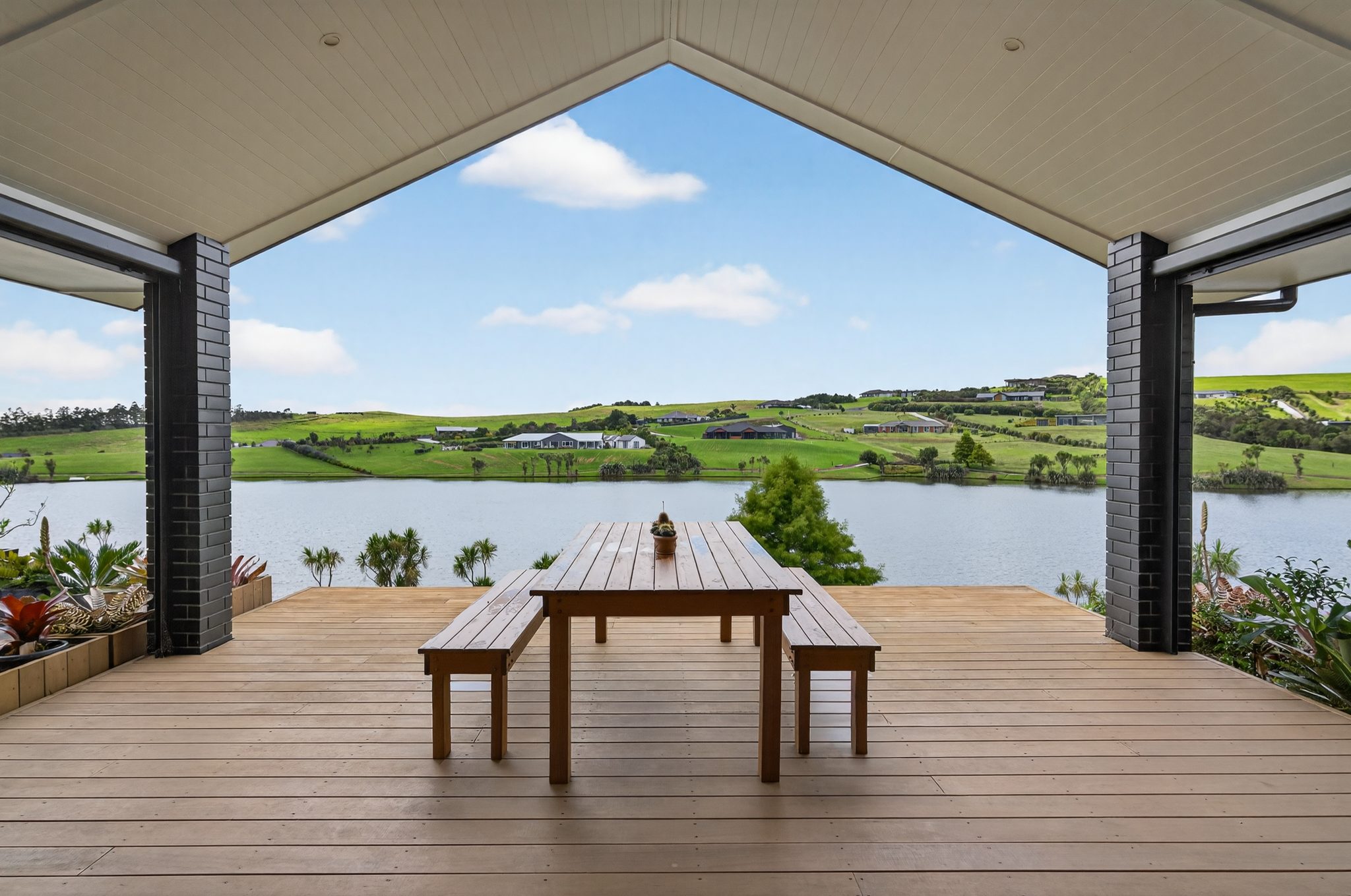More Home, More Land, More Lifestyle — slide 1