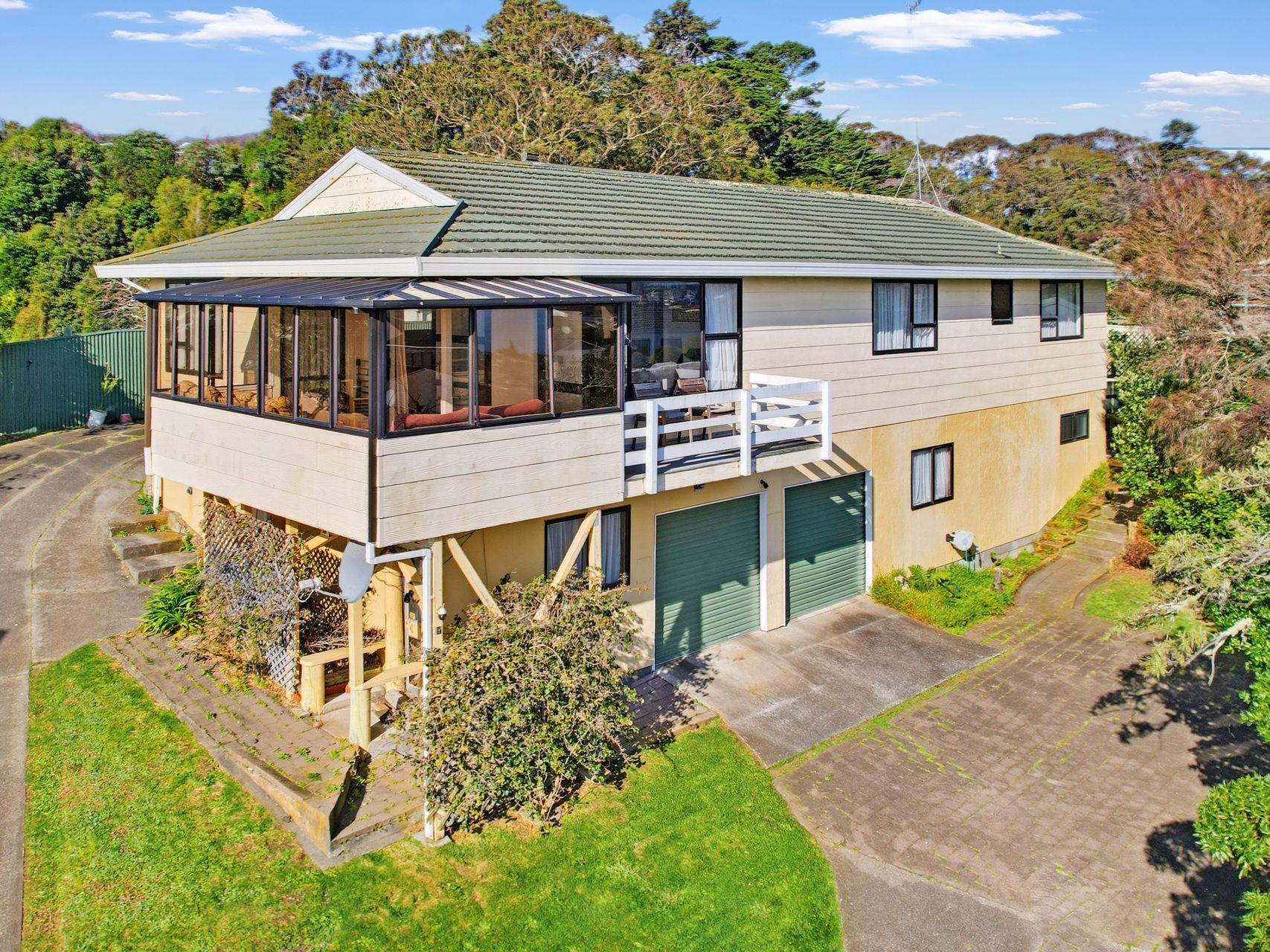 Elevated Family Living with Conservatory & Views! — slide 1