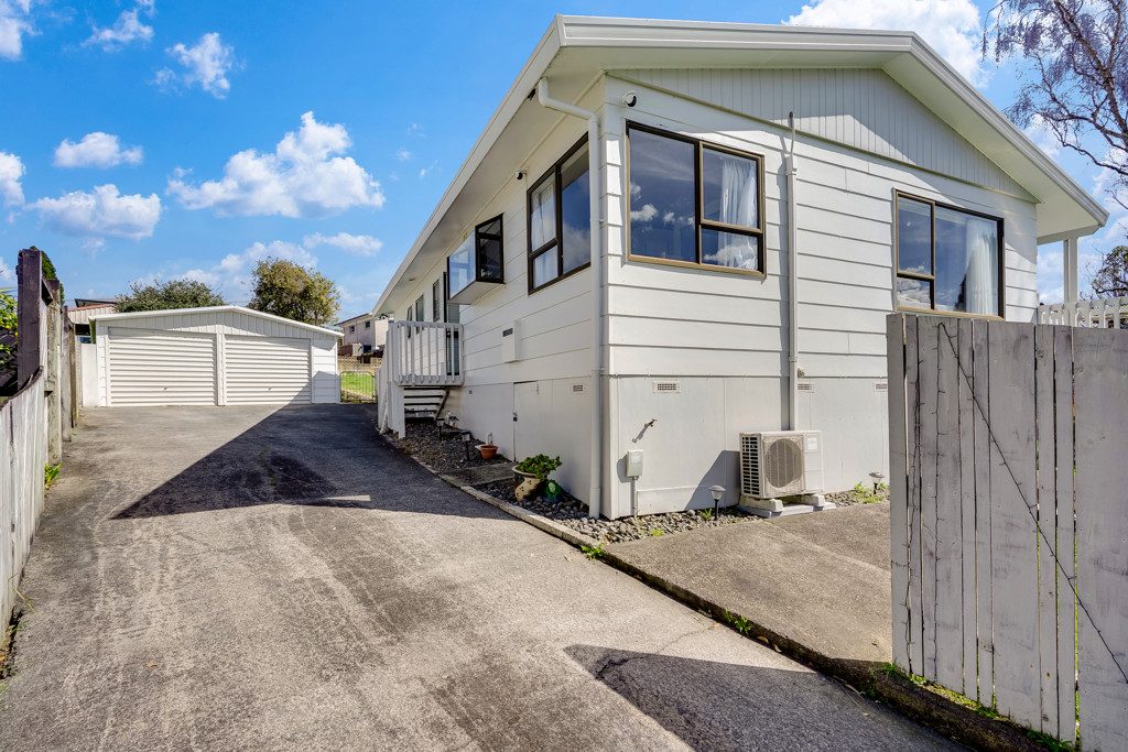 Large Freehold Site Under $600k? RUN — slide 2