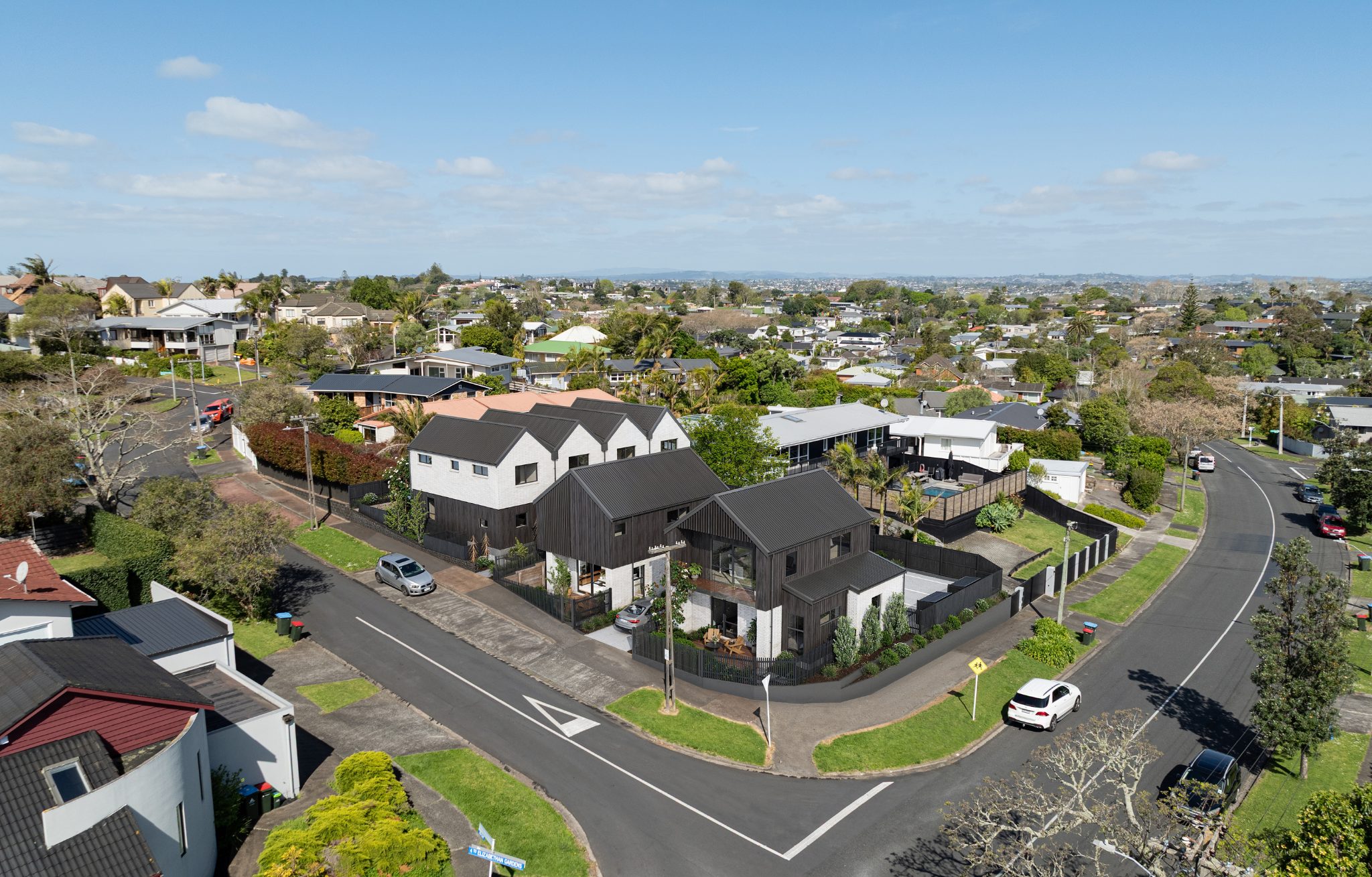 $10K Cashback + 0% Deposit | New 3-Bed St Heliers — slide 1