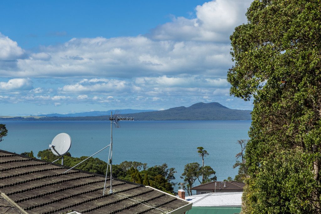 Big Land. Big Potential. Great Views — slide 1