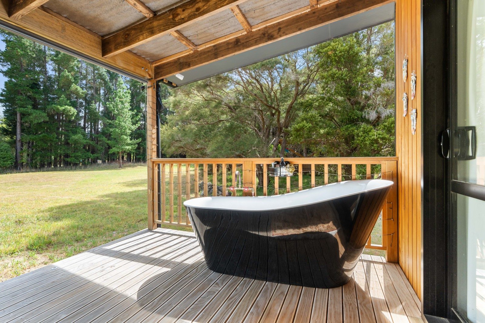 Private Country Sanctuary — slide 2