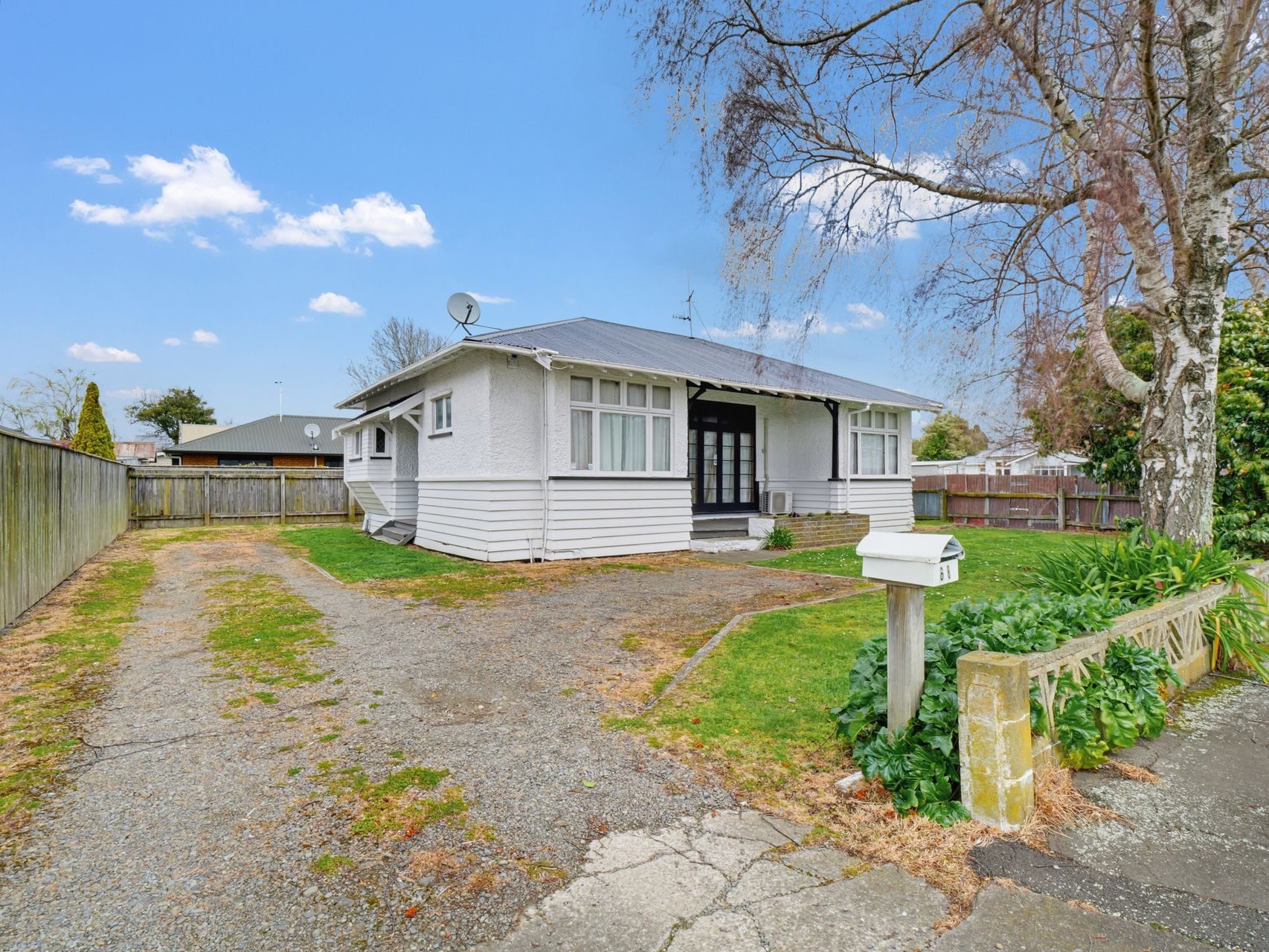 Roof painted, eager to sell! — slide 33