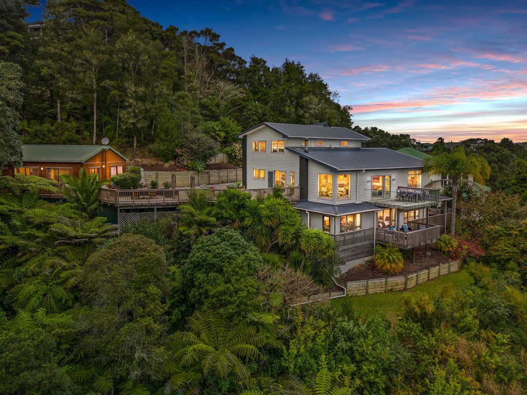 Proven Income, Gorgeous Residence — slide 1