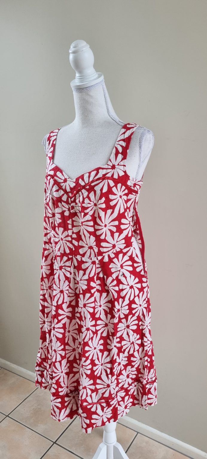 Annah Stretton Red and White Floral Dress Size 14, image 2