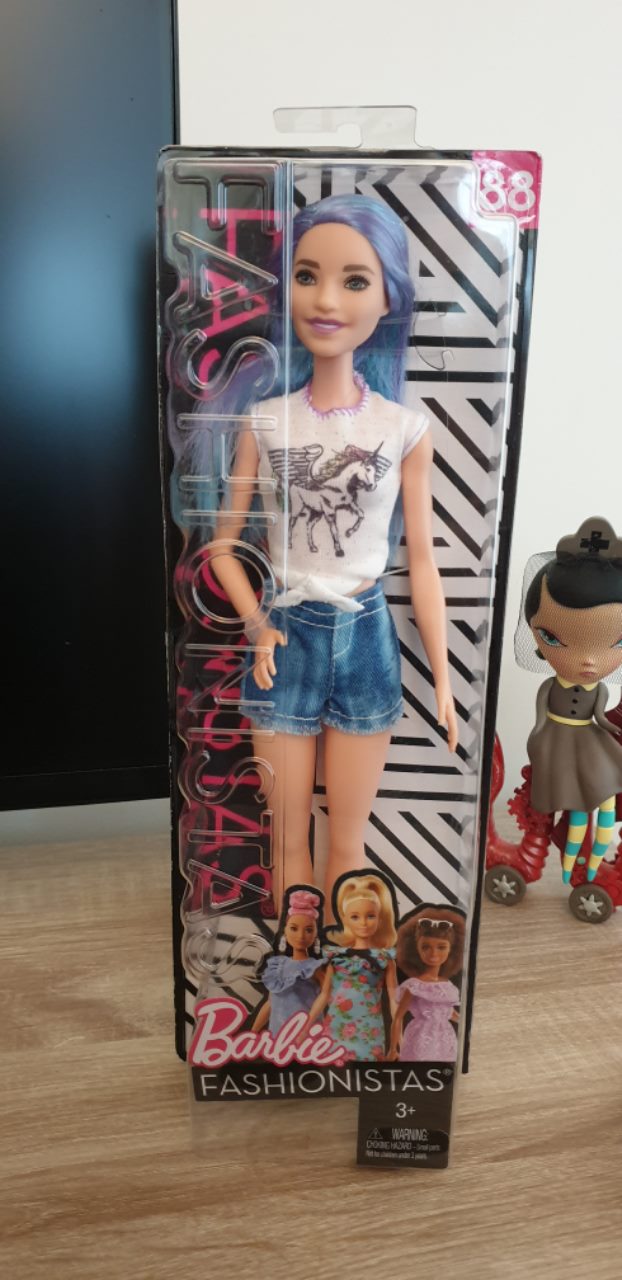 barbie fashionista unicorn magic