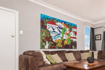 Listing 2 of 4 for HUGE OIL PAINTING ON CANVAS | SUBJECT: PARNELL VILLAS | ARTIST: LISA EVANS