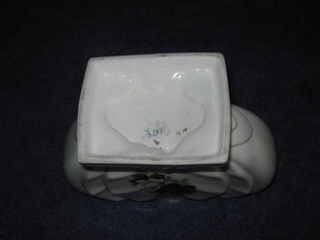 Listing 14 of 18 for Titian Vase T103 Titian Lustre Vase With Rose picture - beautiful & retro